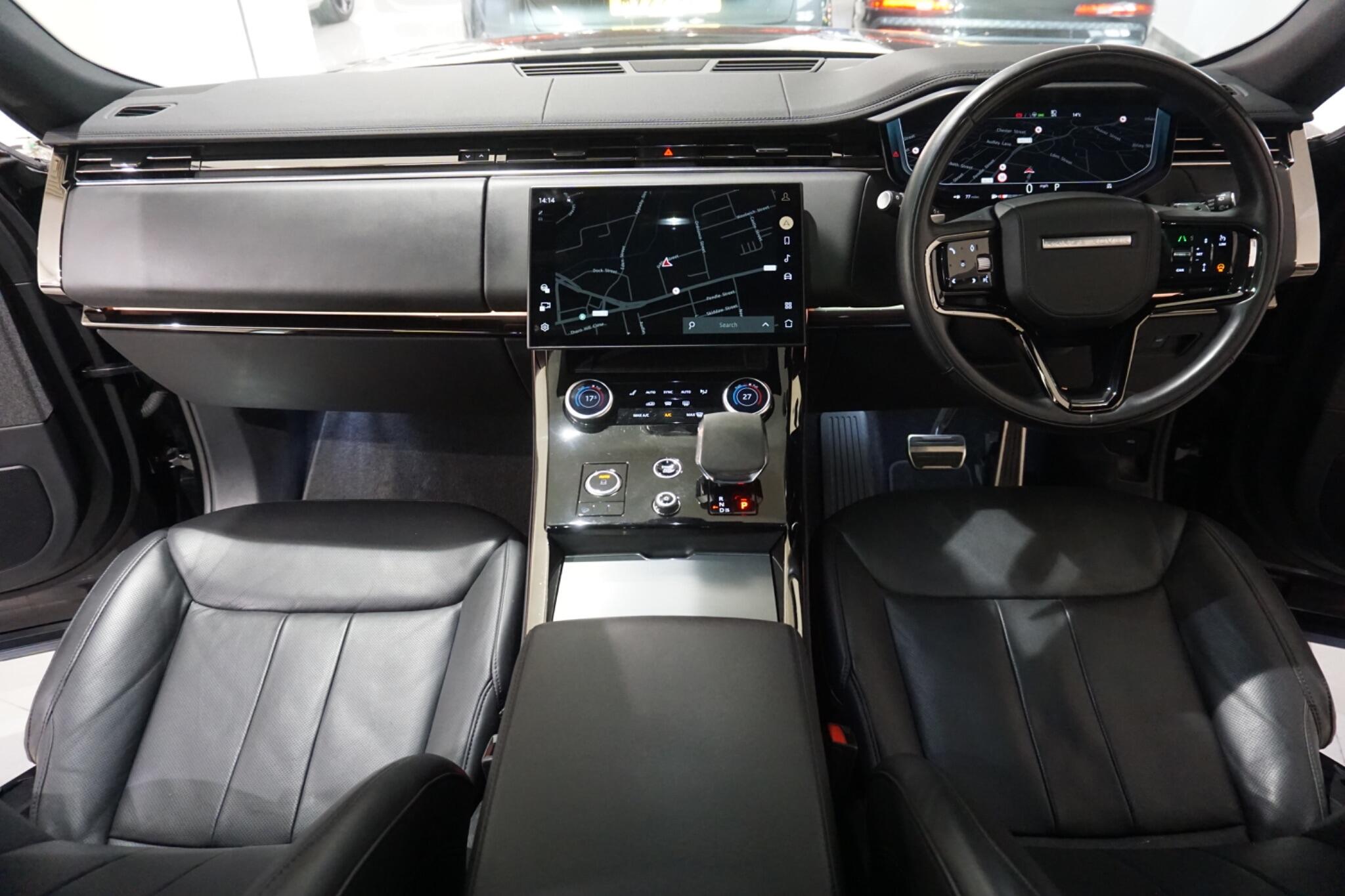 Land Rover Range Rover Sport 3.0 D300 MHEV Dynamic SE SUV 5dr Diesel Auto 4WD Euro 6 (s/s) (300 ps)